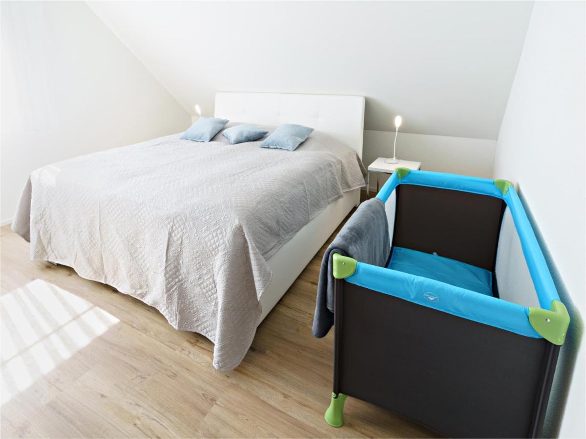 Exklusive 4.5 Zimmer Wohnung Fuer Familien Und Business Eschenz エクステリア 写真